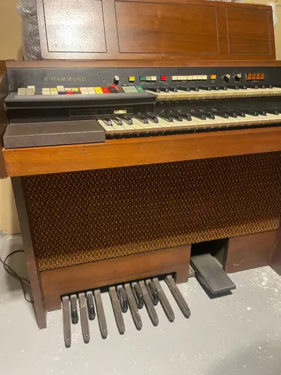 Hammond Dolphin 9800 Serial C  Electric Organ, View more