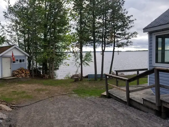 Three Bedroom Cottage-Lake Nipissing in Ontario in Canada - Image 3