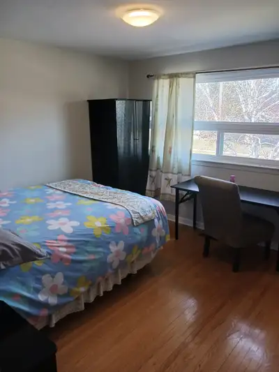 A daily room is on the house's second floor in North York. Close to Peanut Plaza, Fairview Mall. 404...