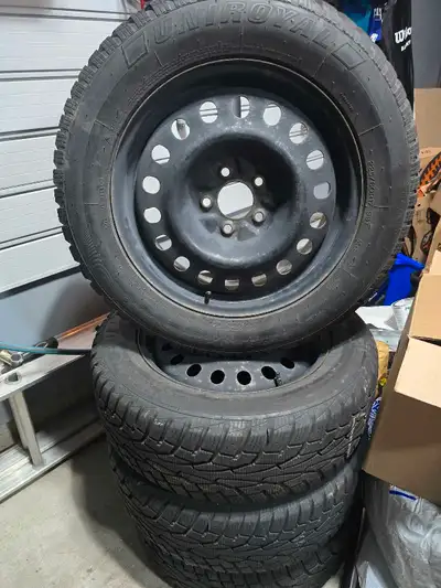 In excellent shape, lots of tread left. Bolt pattern is 5x120. Should fit models like honda, acura,...