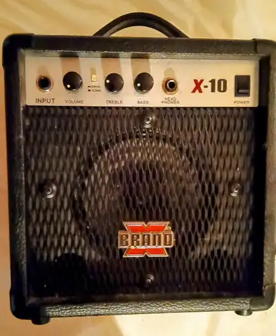 Great little amp for practice or perfect for beginner. I also have an electric guitar if interested...