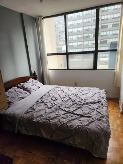 Seeking a mature, friendly and professional single working male to rent a room in a 2 bedroom apartm...