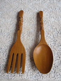 Vintage Wooden Fork and Spoon Set Tiki Wall Decor