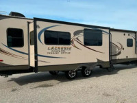 TRAVEL TRAILER / LACROSSE (by Prime Time Manufacturing)