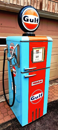 RETRO STYLE GAS PUMP FRIDGE DONE IN "GULF OIL" GAS PUMP THEME