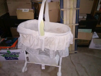 Baby day bed . I do deliver