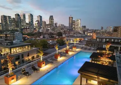 Furnished with utility 3.5 apartment it is located on 288 rue Richmond Montreal . Building has pool,...