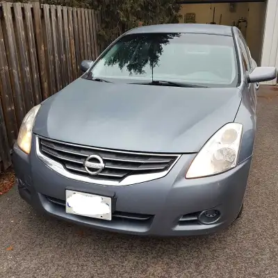 I am selling my Nissan Altima 2.5L S trim. This car has been very well maintained throughout the yea...