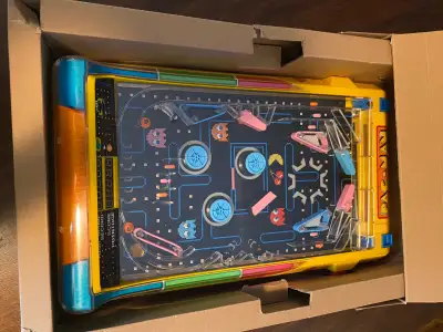 Découvrez ce flipper Pac-Man Arcade Pro, un véritable retour dans le temps pour les amateurs de jeux...