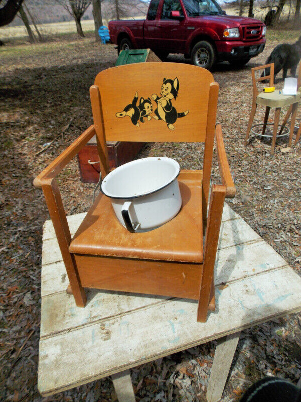 Chaise-pipi pour enfant dans Art et objets de collection  à Longueuil/Rive Sud - Image 2