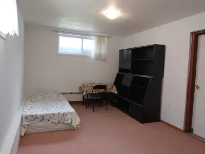 Private Room Rent Available in Etobicoke/Mississauga