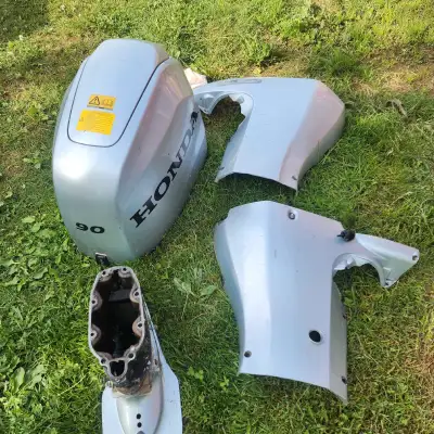 Honda Outboard 90hp 2006 part. Moteur marine 2006 honda 90hp. Part out, Inbox with what you need and...