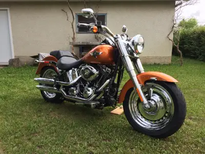 ***SHOWROOM CONDITION*** 2014 Harley Davidson Fat Boy. Only 2996 Kilometers. 103ci (1690cc), 6 Speed...