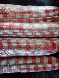 Red & White Checkered Tablecloths
