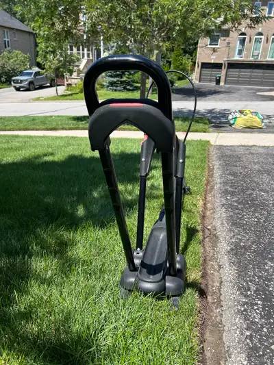Yakima King Cobra Roof Bike Rack – Complete w/ MightyMounts - Mi, View more