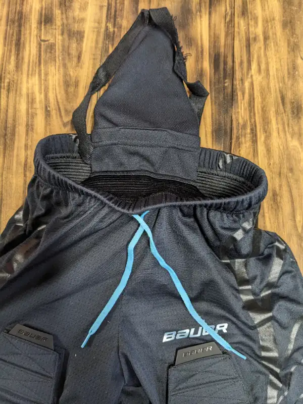Bauer Girls Hockey 'Youth' Mesh Jill Shorts in Hockey in Peterborough - Image 3