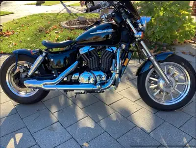 This bike is in immaculate condition I bought it off the original owner it has 50,000km and he stopp...