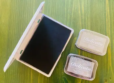 New ink pads in black & 2 silver , View more