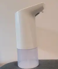 Soap dispenser (foam) - like new