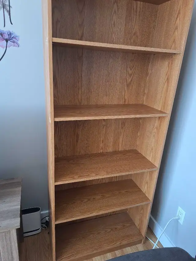 bookshelf in Bookcases & Shelving Units in North Bay - Image 2
