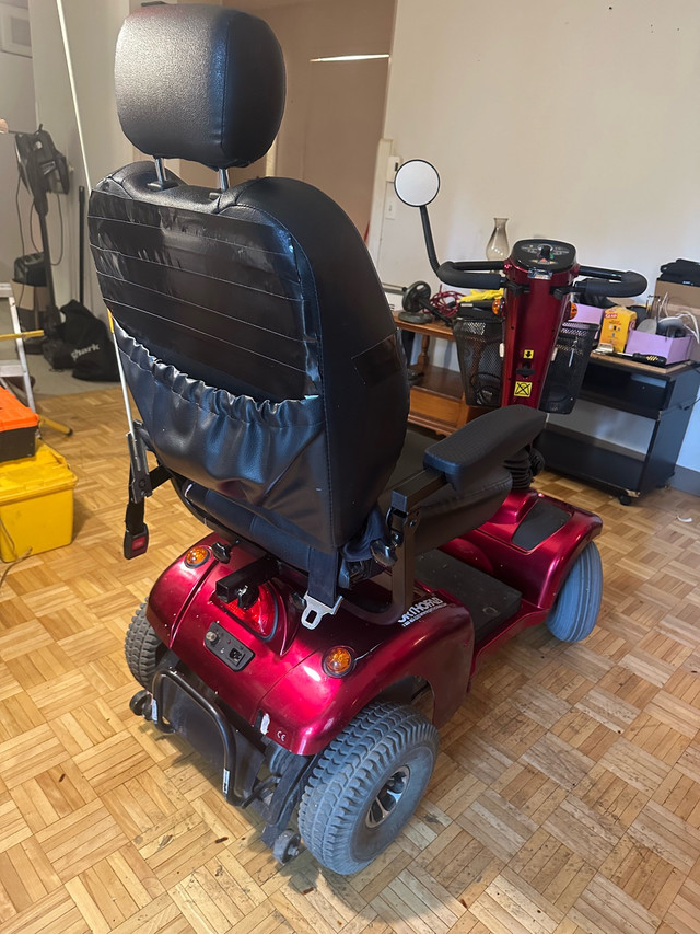 mobility scooter / quadriporteur  dans Santé et besoins spéciaux  à Ville de Montréal - Image 3