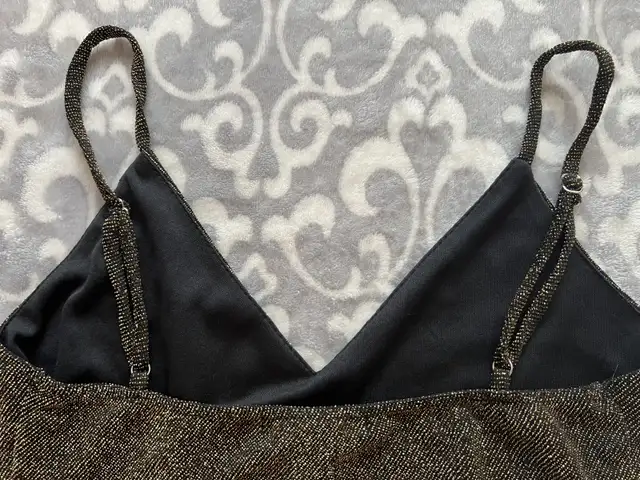 ReVamped Women’s Black & Gold Sparkly Bodysuit  in Women's - Tops & Outerwear in Oshawa / Durham Region - Image 6