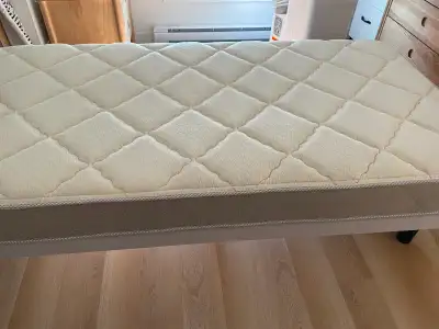 Matelas simple XL , plus base, View more
