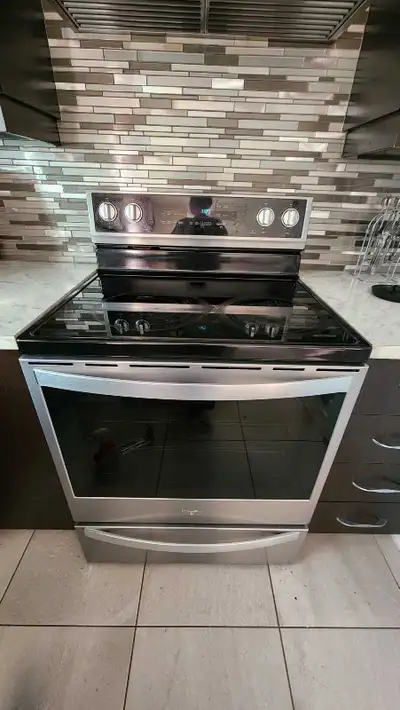 Whirlpool oven, View more