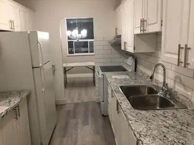 1 Room Available in 3-Bedroom Apartment