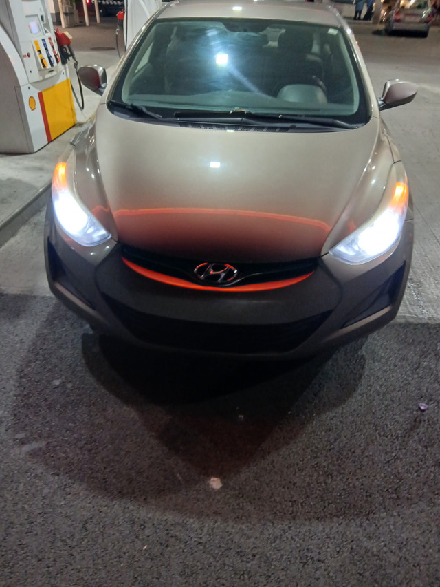 Hyundai elentra 2016 make an offer 1.8L manuel 6 speeds dans Autos et camions  à Ville de Montréal