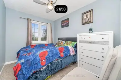 A clean and comfortable private room is available for one girl only in a peaceful and safe home. ✨ D...