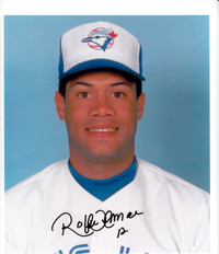 Toronto Blue Jays Roberto Alomar Autographed 9 by 11 Photo