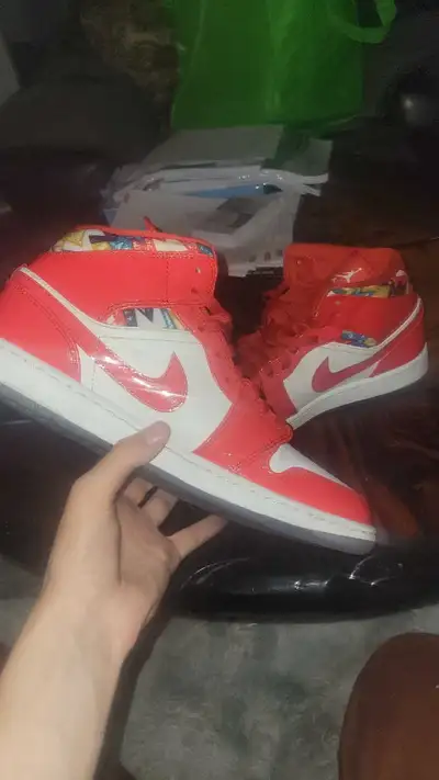 Air Jordan 1 (size 11) Mid SE Barcelona Sweater, View more