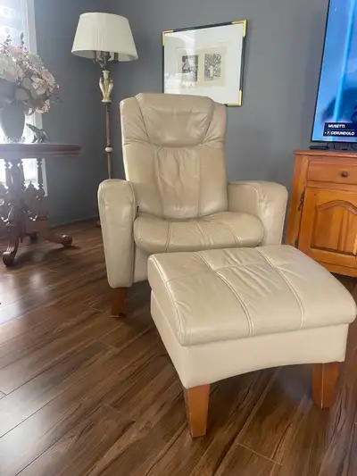Fauteuil Inclinable en cuire, View more