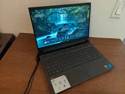 Selling my Dell G15 Gaming Laptop bundled with a Dell Thunderbolt 4 Dock – perfect for gaming, editi...