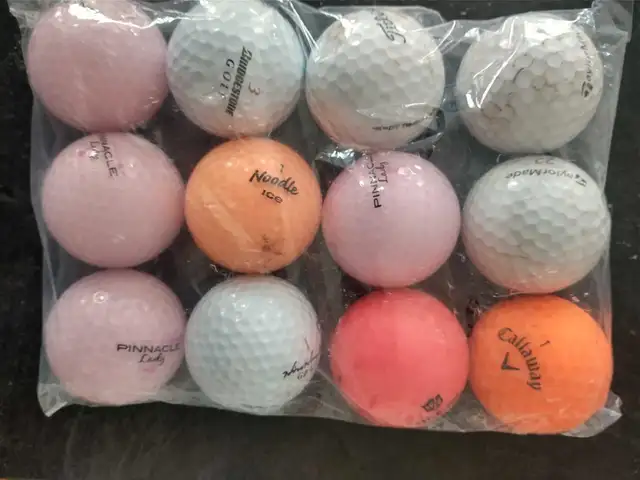 12 Golf Balls Used Assorted in Golf in Edmonton - Image 2