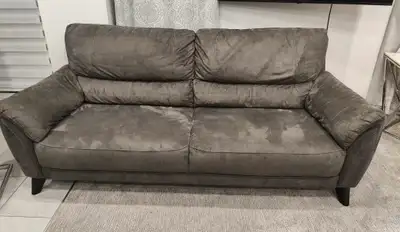 I'm selling 1 sofa and 2 love seats. They are in very good condition, and sturdy. They will need a b...
