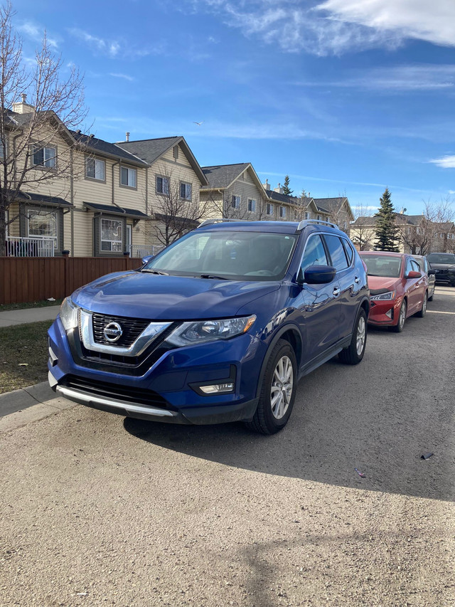 2017 Nissan Rogue SV in Cars & Trucks in Calgary - Image 3