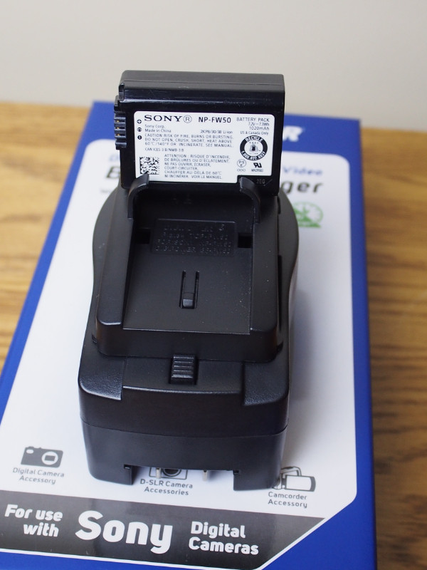 Sony OEM NP-FW50 Battery & Digi power charger for Sony in Cameras & Camcorders in Oakville / Halton Region - Image 3