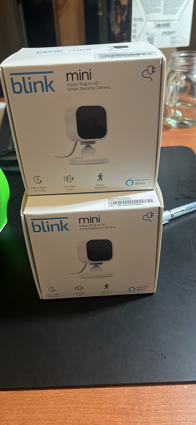 Blink Mini – Compact indoor plug-in smart security camera, 1080p in General Electronics in Sarnia - Image 3