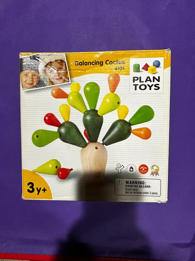 Wooden balancing cactus toy in Toys & Games in Ottawa - Image 2