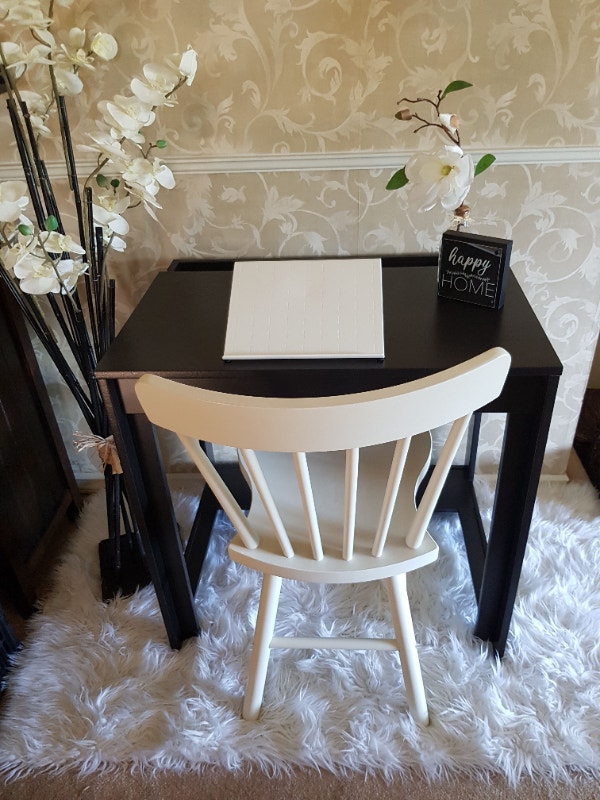 **PENDING DELIVERY** IKEA LAIVA DESK/VANITY C/W NORRARYD CHAIR Desks