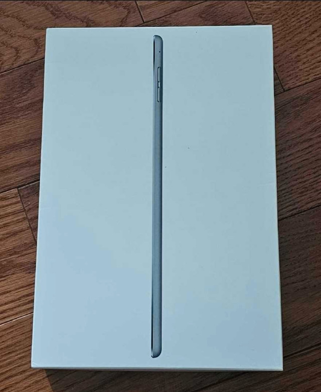 Apple iPad Mini 4 32GB WiFi Space Gray MNY12CL/A in iPads & Tablets in Markham / York Region