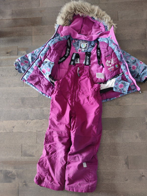 Habit d'hiver nano pour fille taille 5 ans dans Vêtements - 5T  à Lévis - Image 2