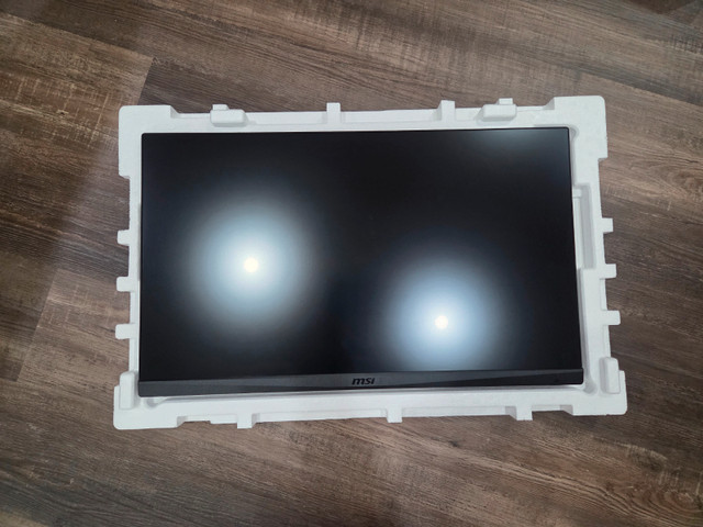 MSI Optix MAG274QRF-QD 27" monitor in Monitors in Markham / York Region - Image 2