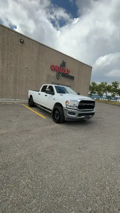 I have some gt strikes for sale 20x10 -18 offset with some 33x12.5r20 hiada rt Obo, will get more pi...