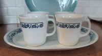 Vintage Corelle/Corning Blue Onion platter + 4 coffee mugs