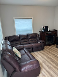 Spacious 3-Bedroom, 2-Bath Condo | Mountain Air | Available Oct. in Long Term Rentals in Whitehorse - Image 3