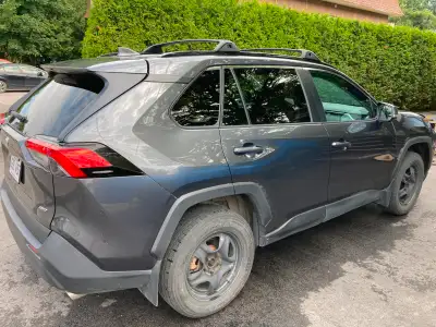 2020 RAV 4 , A+ condition, no accidents, no issues at all, no leaks, no oil burn, no rust, no engine...