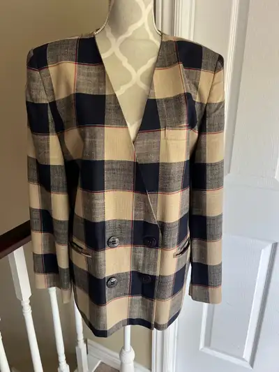 Vintage 1980’s women’s double breasted blazer Size 14, View more